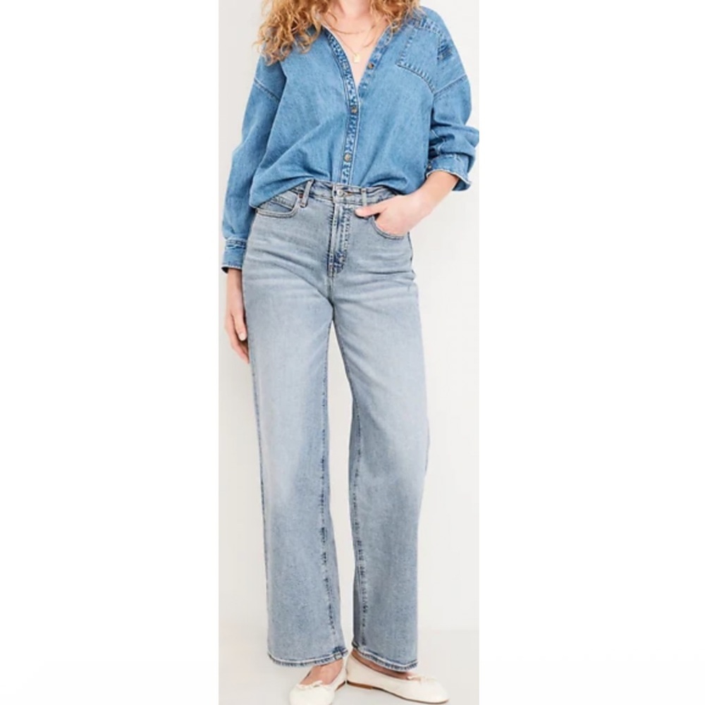 Classic Light Blue Women's Jeans